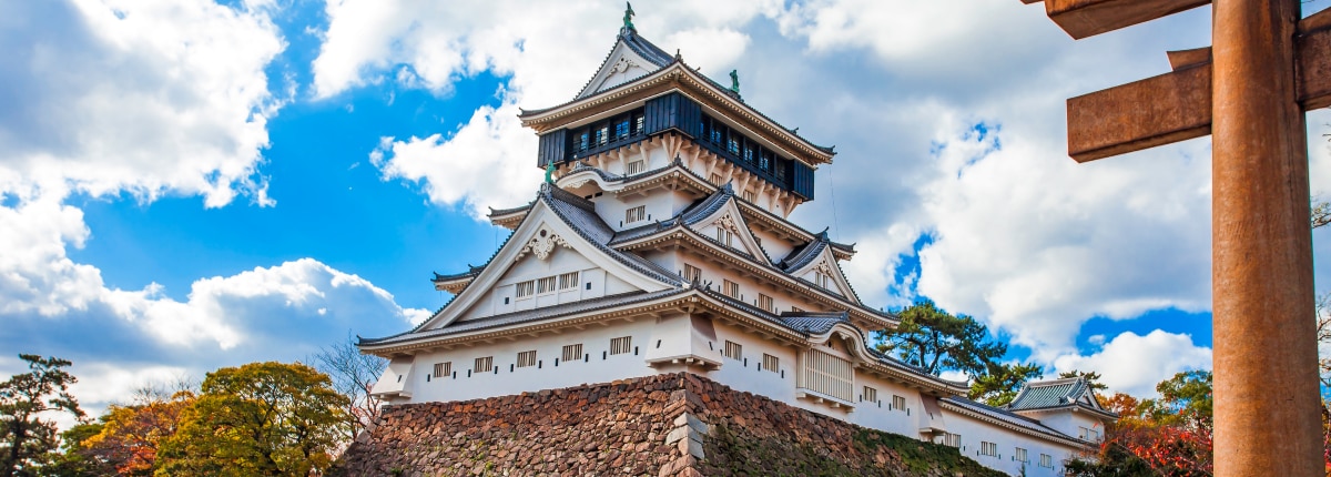 view of the kokura castle in fukuoka japan