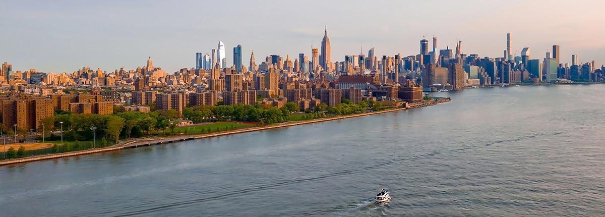 view of the new york skyline from brooklyn