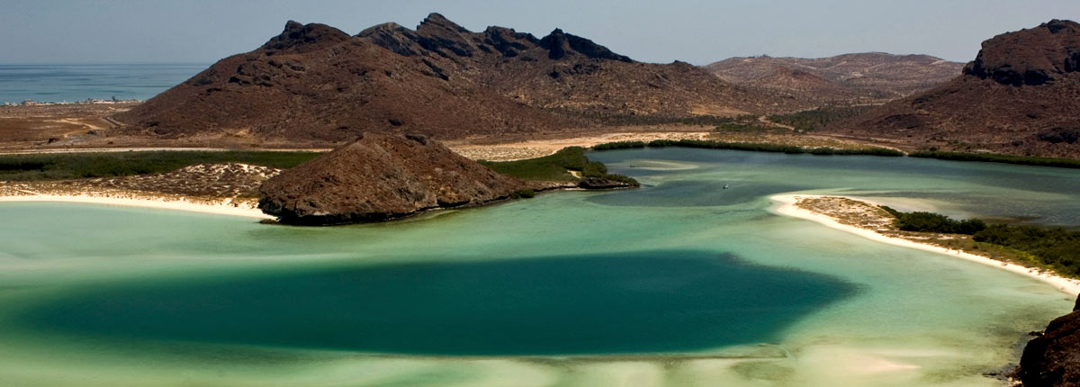 scenic view of beaches in la paz