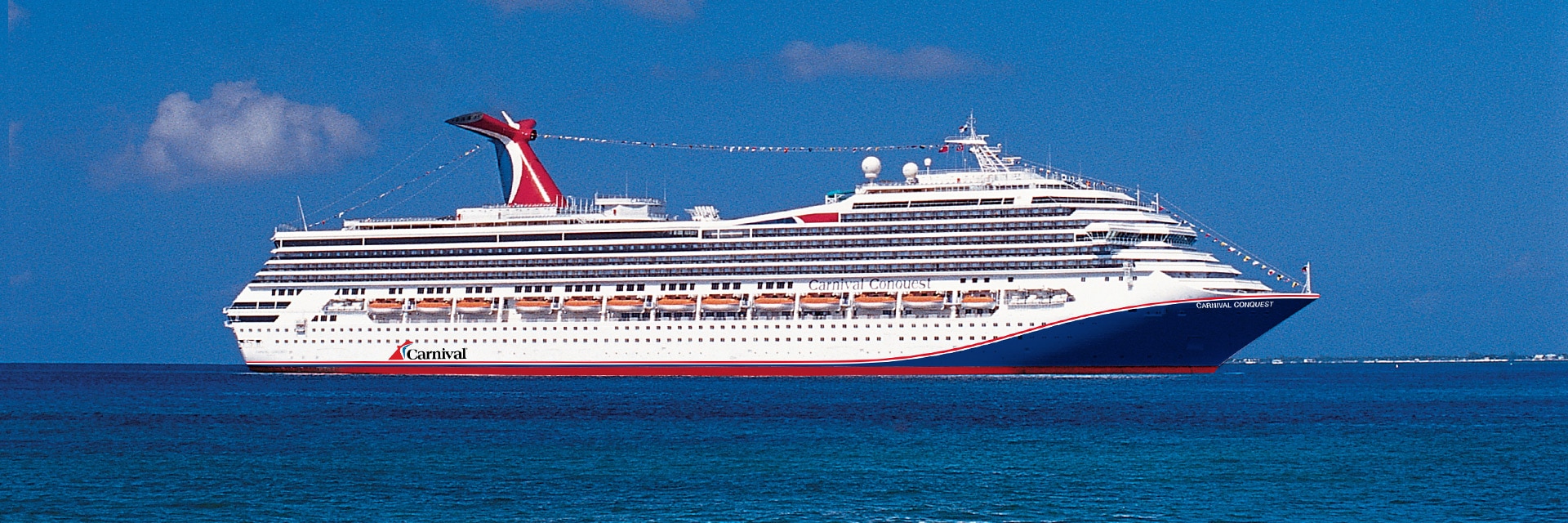 carnival conquest sets sail at sea