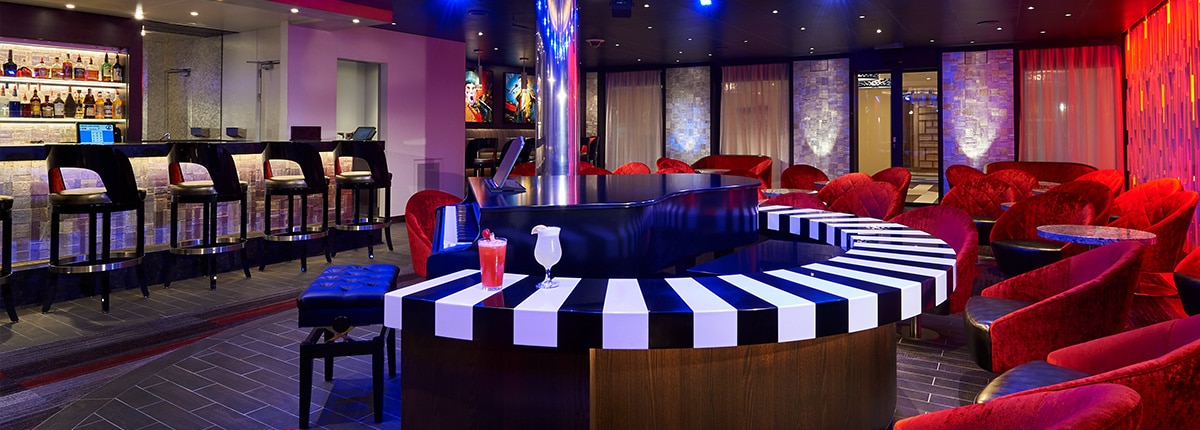 Piano Bar | Carnival Cruise Lines Australia